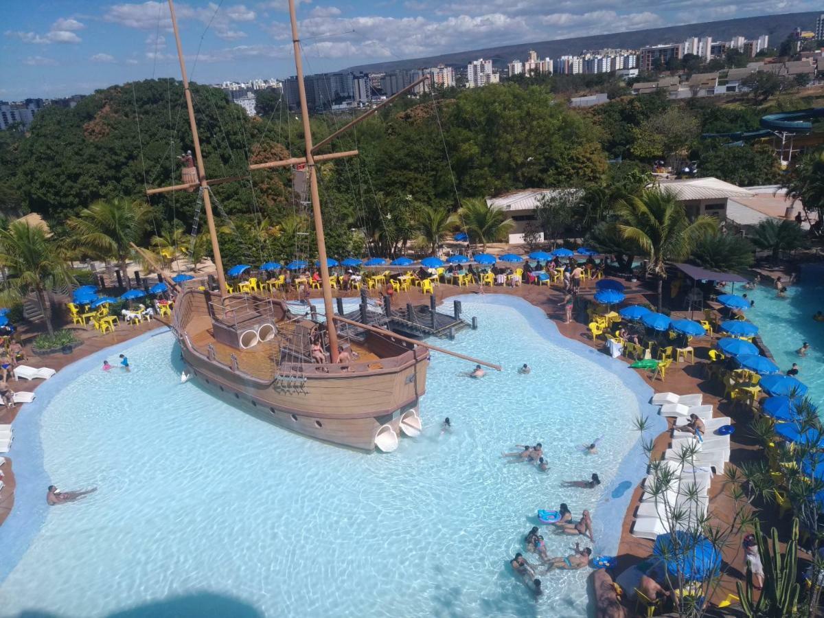 Piazza Acqua Park Diroma - Cozinha Completa Appartement Caldas Novas Buitenkant foto